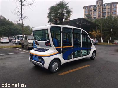  6座带空调电动巡逻车